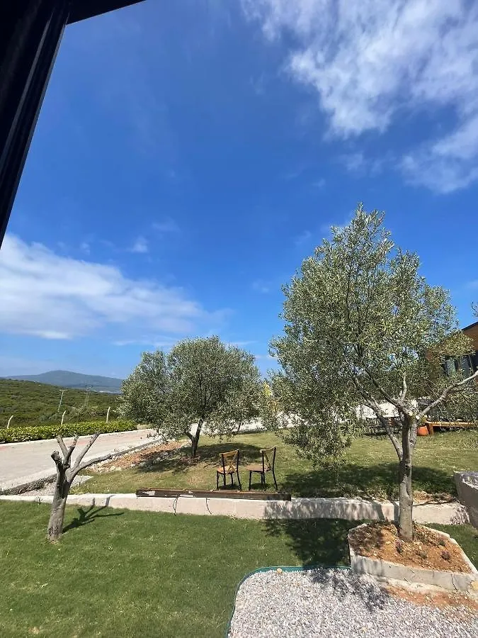 Hotel Zu Urla
