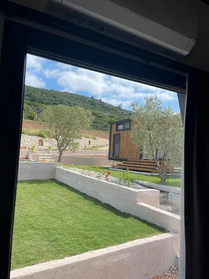 Zu Urla Otel 0*,  Türkiye